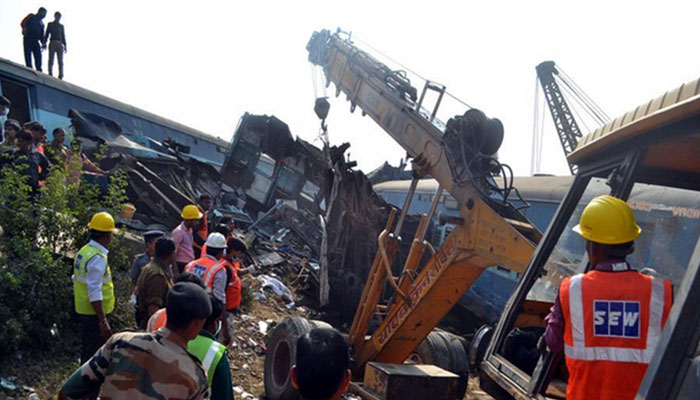 india train crash2